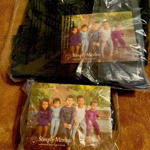 NIB Simply Merino Base layer top and bottom